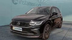 Schwarz Gebraucht 2022 VW Tiguan Active SUV | 27.450 € (Fairer Preis)