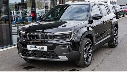Gebraucht Jeep Avenger Summit 110 PS (80 kW) 2025 SUV