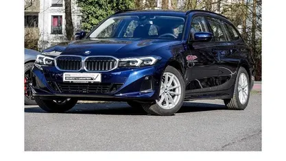 Gebraucht BMW 318 156 PS (114 kW) 2025 Kombi