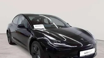 Gebraucht Tesla Model 3 Standard Range Plus 208 kW (283 PS) 2021 Solid black Limousine