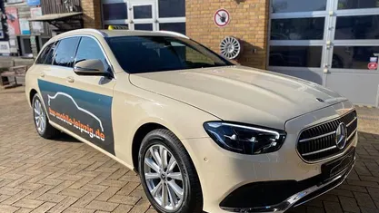 Second-hand Mercedes E200 Avantgarde 160 CP (117 kW) 2022 Alb Break