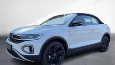 Pure white/schwarz Gebraucht 2025 VW T-Roc Cabriolet Style Cabrio | 34.490 € (Guter Preis)