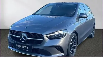 Gebraucht Mercedes B200 Advanced 163 PS (119 kW) 2025 Lack mountaingrau Van / Kleinbus
