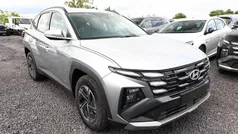 Shimmering silver metallic shimmering silver metallic Neu 2025 Hyundai Tucson Select SUV | 30.134 € (Guter Preis)