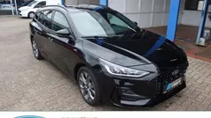 Schwarz Gebraucht 2023 Ford Focus ST-Line Kombi | 19.981 € (Superpreis)