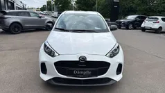 Lunar white Gebraucht 2024 Mazda 2 Center-Line Kleinwagen | 22.900 € (Fairer Preis)