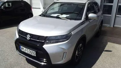 Gebraucht 2025 Suzuki Vitara Comfort+ SUV | 25.470 € (Fairer Preis)