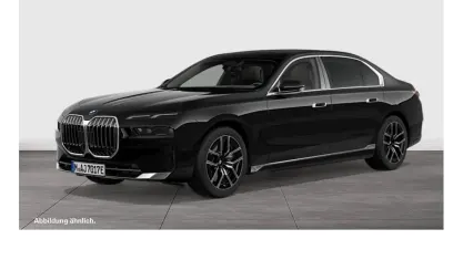 Usata BMW 750e Executive 489 CV (359 kW) 2024 Nero Berlina