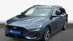 Blau Gebraucht 2024 Ford Focus ST-Line Kombi | 22.548 € (Fairer Preis)