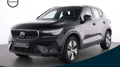Grau Gebraucht 2022 Volvo XC40 Core SUV | 29.450 € (Guter Preis)