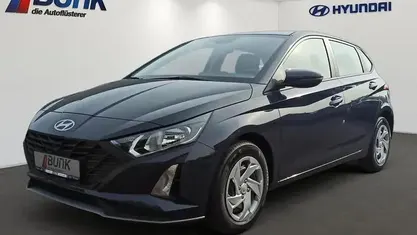 Ny Hyundai i20 Select 79 HK (58 kW) 2025 Grå Sedan