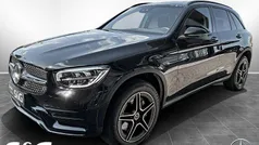 Unilack schwarz Gebraucht 2021 Mercedes GLC300e AMG SUV | 37.977 € (Fairer Preis)
