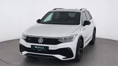 Weiß Gebraucht 2023 VW Tiguan R-line SUV | 38.470 € (Fairer Preis)