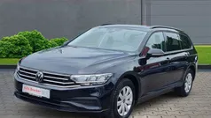 Schwarz Gebraucht 2022 VW Passat Basis Kombi | 25.920 € (Fairer Preis)