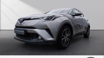 Grau Gebraucht 2018 Toyota C-HR Team SUV | 18.890 € (Fairer Preis)