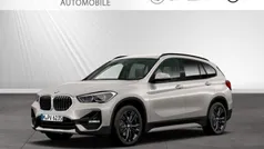 Kaschmirsilber metallic Gebraucht 2022 BMW X1 Sport Line SUV | 29.995 € (Fairer Preis)