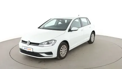 Gebraucht VW Golf VII Trendline 2019 Weiß Limousine