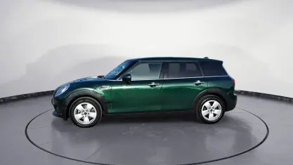 Używany Mini One Clubman Pepper 102 KM (75 kW) 2018 Zielony Kombi