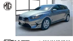 Silber Neu 2025 Kia Ceed Vision Limousine | 26.470 € (Fairer Preis)