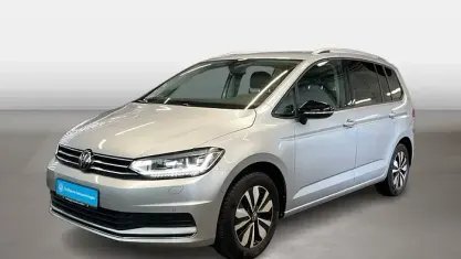 Gebraucht VW Touran Comfortline 150 PS (110 kW) 2025 Oyster silver Van / Kleinbus