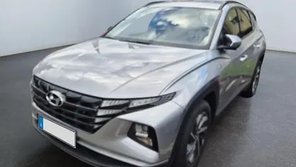 Gebraucht Hyundai Tucson 150 PS (110 kW) 2022 Silber SUV