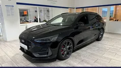 Obsidianschwarz metallic Neu 2025 Ford Focus ST Kombi | 41.980 € (Fairer Preis)