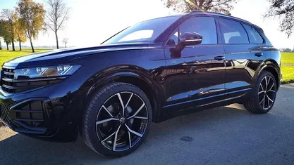 Grenadillschwarz meta... Neu 2025 VW Touareg R-line SUV | 80.890 € (Guter Preis)