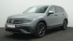 Platinum grey Gebraucht 2024 VW Tiguan Allspace Move SUV | 38.949 € (Superpreis)