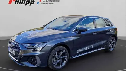 Grau Gebraucht 2023 Audi A3 Sportback S-Line Kleinwagen | 34.400 € (Fairer Preis)