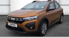 Taklamakanorange Gebraucht 2023 Dacia Sandero Expression Kleinwagen | 15.990 € (Fairer Preis)