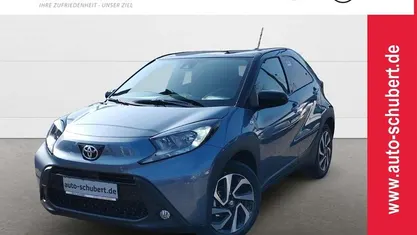 Grau Neu 2025 Toyota Aygo X SUV | 16.980 € (Fairer Preis)