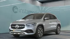 Silber Gebraucht 2022 Mercedes GLA200 SUV | 32.400 € (Fairer Preis)