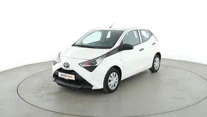 Weiß Gebraucht 2019 Toyota Aygo Kleinwagen | 9.010 € (Fairer Preis)
