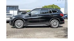 Schwarz Gebraucht 2022 BMW X1 Advantage SUV | 23.850 € (Fairer Preis)