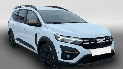 Second-hand Dacia Jogger Extreme 141 CP (103 kW) 2025 Monovolum