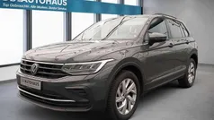 Grau Gebraucht 2023 VW Tiguan Life SUV | 28.770 € (Guter Preis)