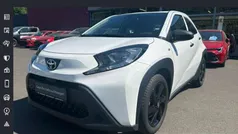 Weiß Gebraucht 2023 Toyota Aygo Kleinwagen | 14.889 € (Fairer Preis)