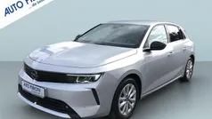 Silber Gebraucht 2023 Opel Astra Elegance Limousine | 19.850 € (Fairer Preis)