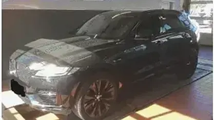 Second-hand Jaguar F-Pace R-Sport 300 CP (220 kW) 2019 Negru SUV