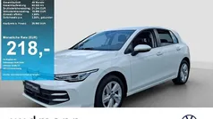 Pure white Gebraucht 2024 VW Golf VIII Life Limousine | 26.950 € (Fairer Preis)