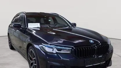 Gebraucht BMW 530e M Sport 184 PS (135 kW) 2022 M carbonschwarz metallic Kombi