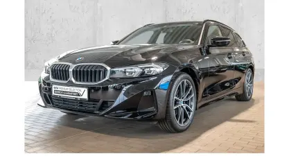 Gebraucht BMW 320 Sport Line 184 PS (135 kW) 2023 Schwarz Kombi