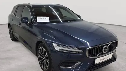 Gebraucht 2022 Volvo V60 Plus Kombi | 31.490 € (Fairer Preis)
