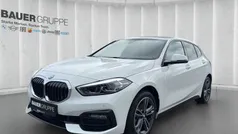 Weiss Gebraucht 2022 BMW 118 Sport Line Kleinwagen | 25.930 € (Fairer Preis)