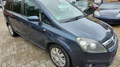 Blau Gebraucht 2007 Opel Zafira Van / Kleinbus | 1.750 € (Fairer Preis)
