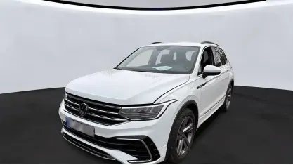 Gebraucht VW Tiguan R-line 150 PS (110 kW) 2024 Weiss SUV