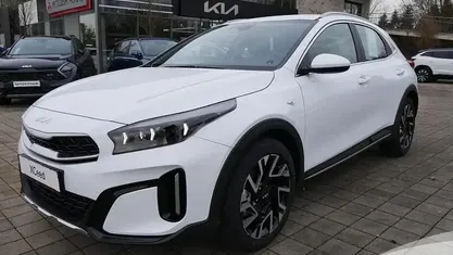 Gebraucht Kia XCeed Vision 99 PS (72 kW) 2025 Weiß SUV
