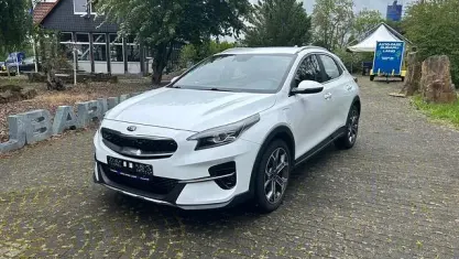 Gebraucht Kia XCeed Spirit 105 PS (77 kW) 2021 Weiß SUV