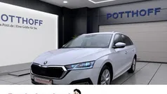 Weiss Gebraucht 2023 Skoda Octavia Style Kombi | 22.977 € (Fairer Preis)