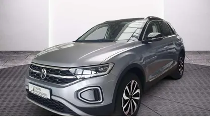 Pyritsilber metallic / schwar Gebraucht 2025 VW T-Roc Style SUV | 35.889 € (Fairer Preis)